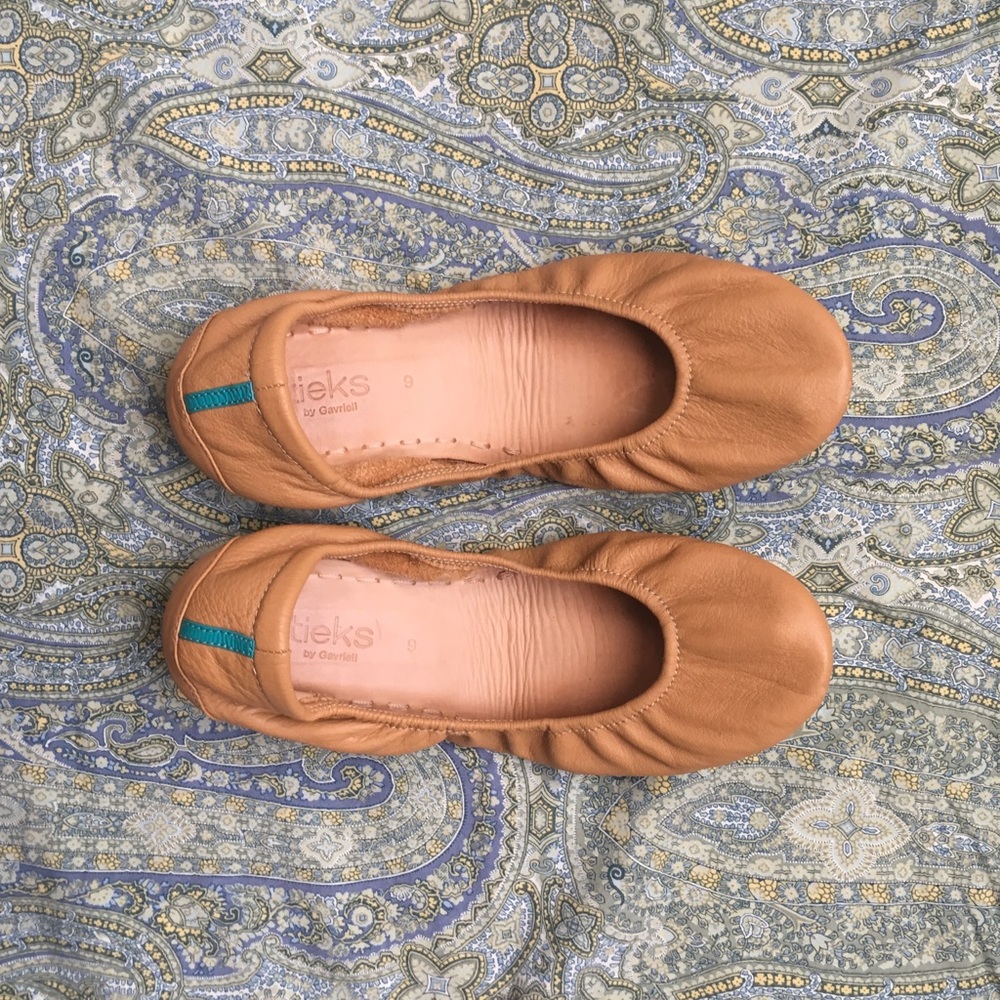 Tieks- size 9- camel color